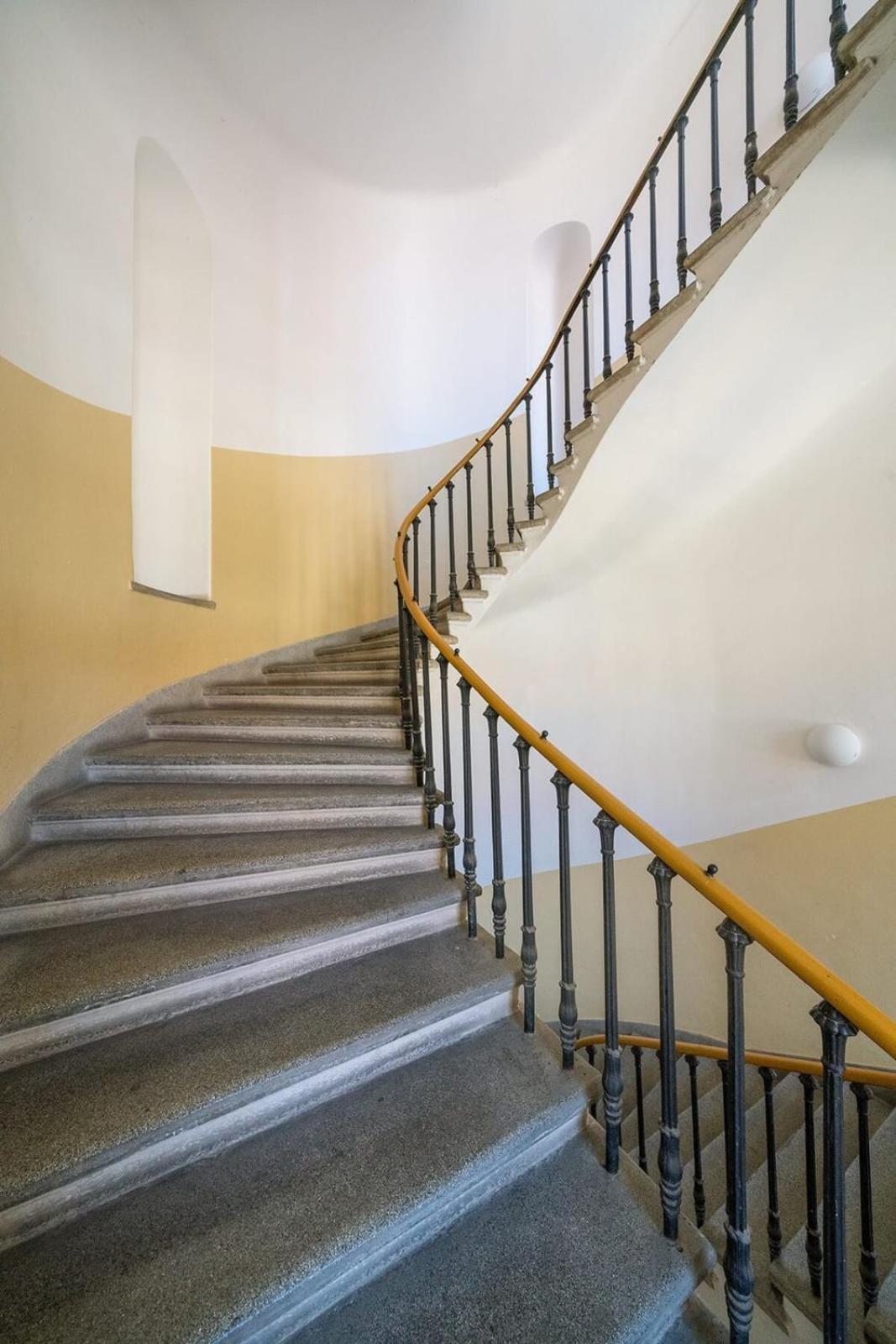 Quiet City Center Apartment In Hip & Foodie Area Πράγα Εξωτερικό φωτογραφία